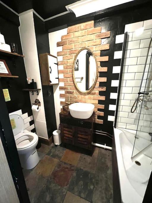 Apartment - Quirky Me1 Rochester  Eksteriør bilde