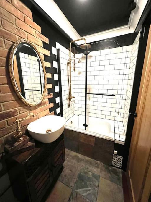 Apartment - Quirky Me1 Rochester  Eksteriør bilde